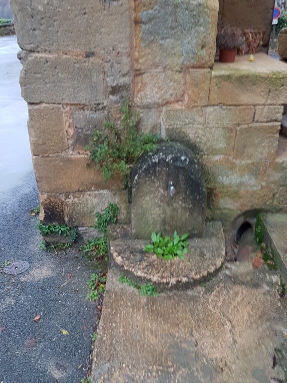Association pour la Sauvegarde de la Bastide de Domme et de ses Remparts,  DOMME ASBDR dordogne périgord  association pour la sauvegarde de la bastide de Domme et de ses remparts chateau du roy