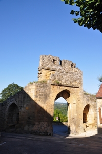 DOMME ASBDR dordogne périgord  association pour la sauvegarde de la bastide de Domme et de ses remparts chateau du roy